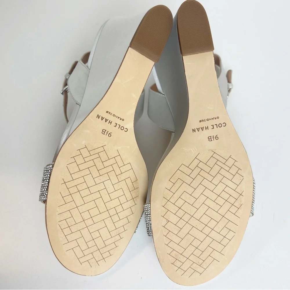 •COLE HAAN•‎ Josie Wedge Ankle Strap Sandal Heel Size 9.5B Gray Satin Crystals